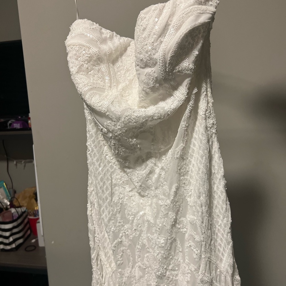 Fashion Nova Wedding Dress - Picture 2 of 6
